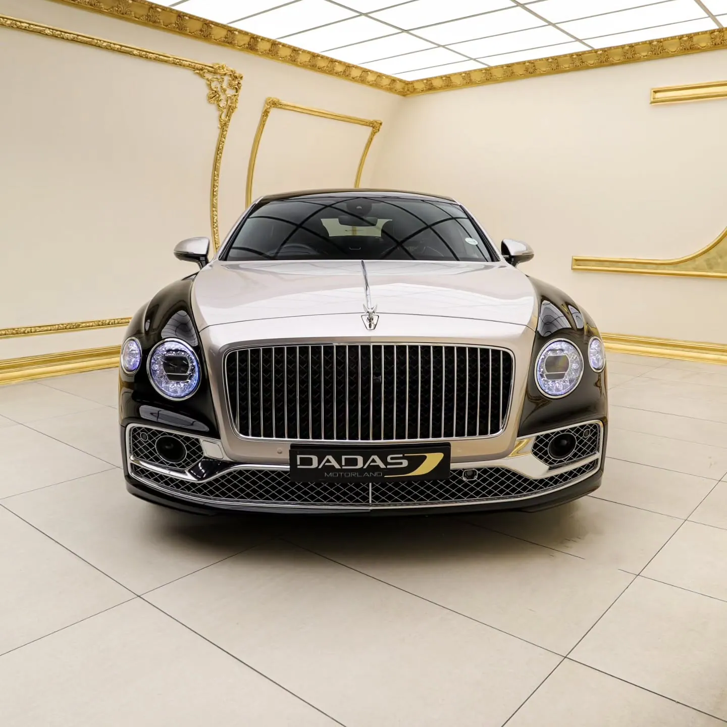 Bentley Flying Spur photographed head-on in the Dadas Motorland studio