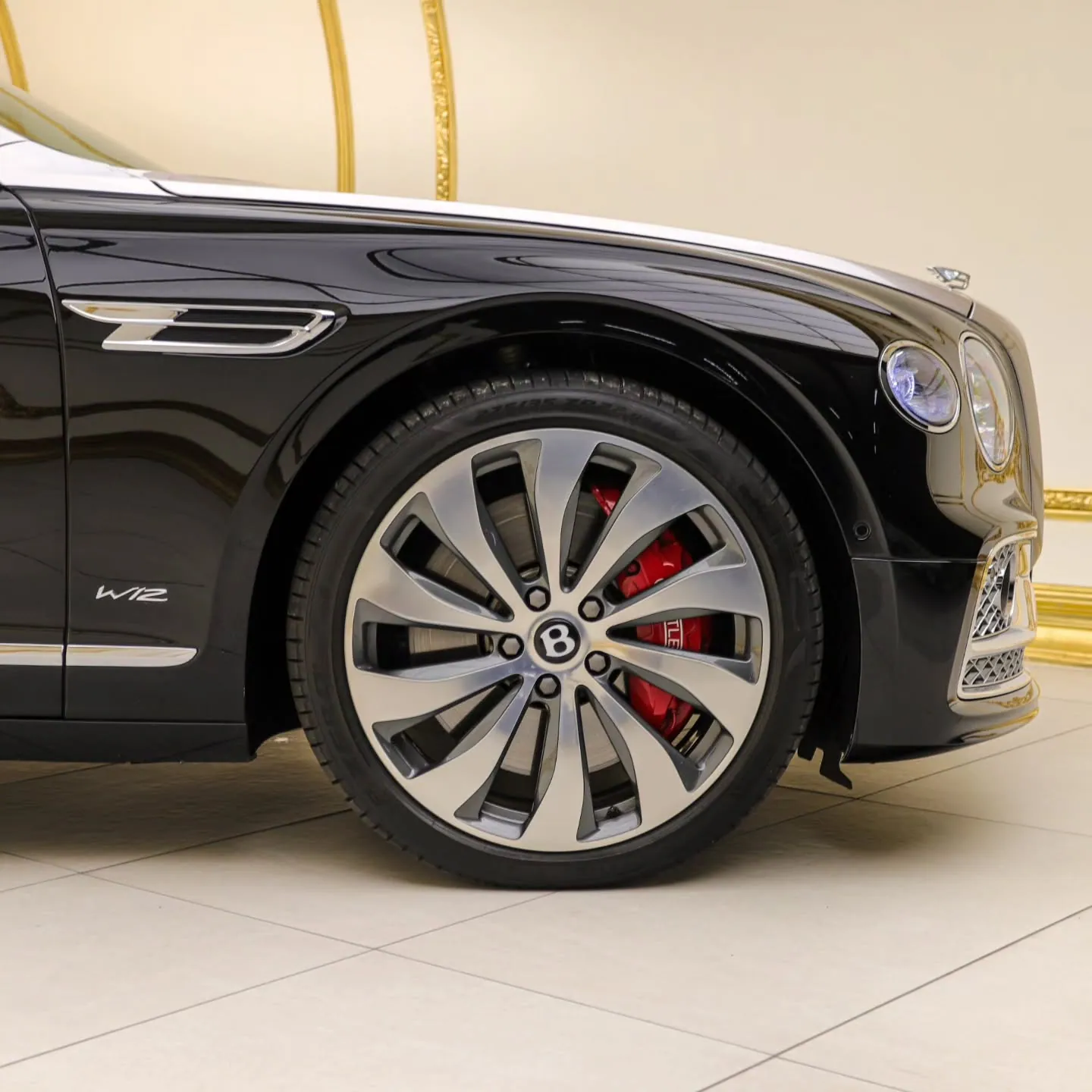 Bentley Flying Spur wheel detail