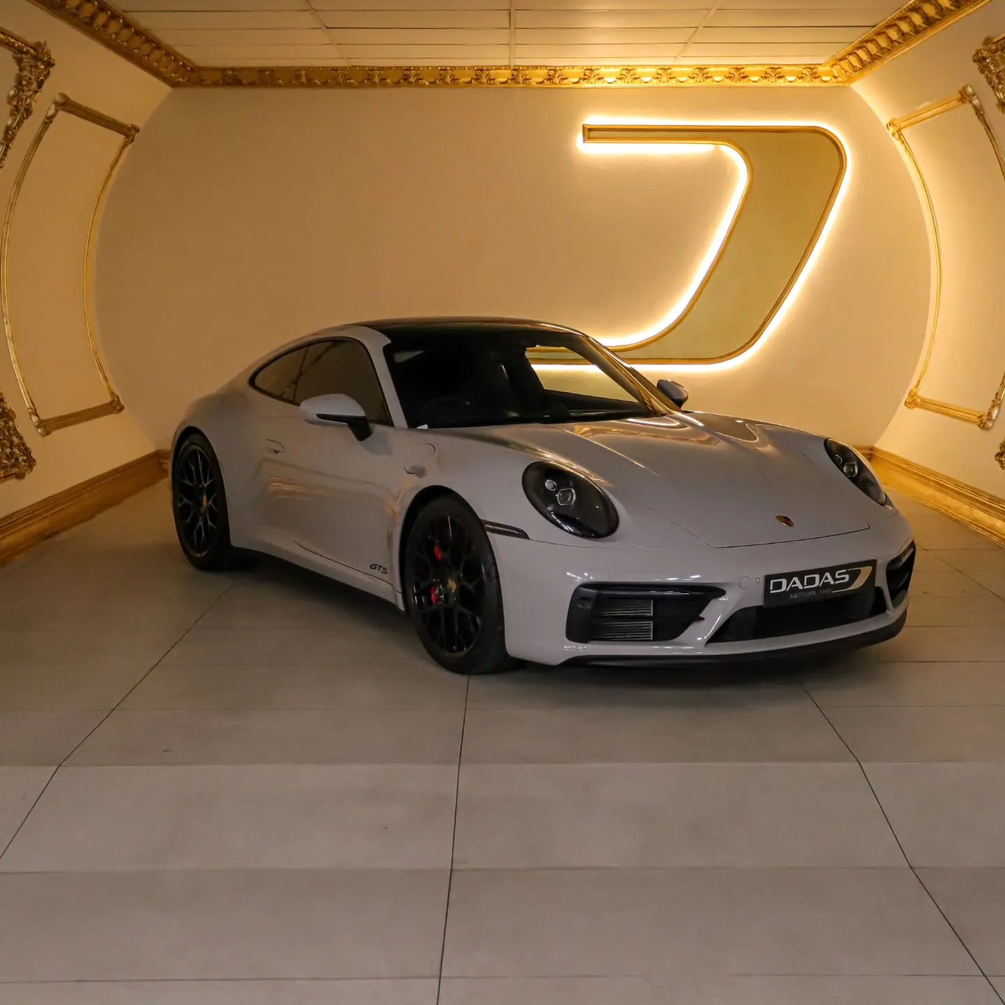 2022 Porsche 911 Carrera GTS (992) in the Dadas Motorland studio