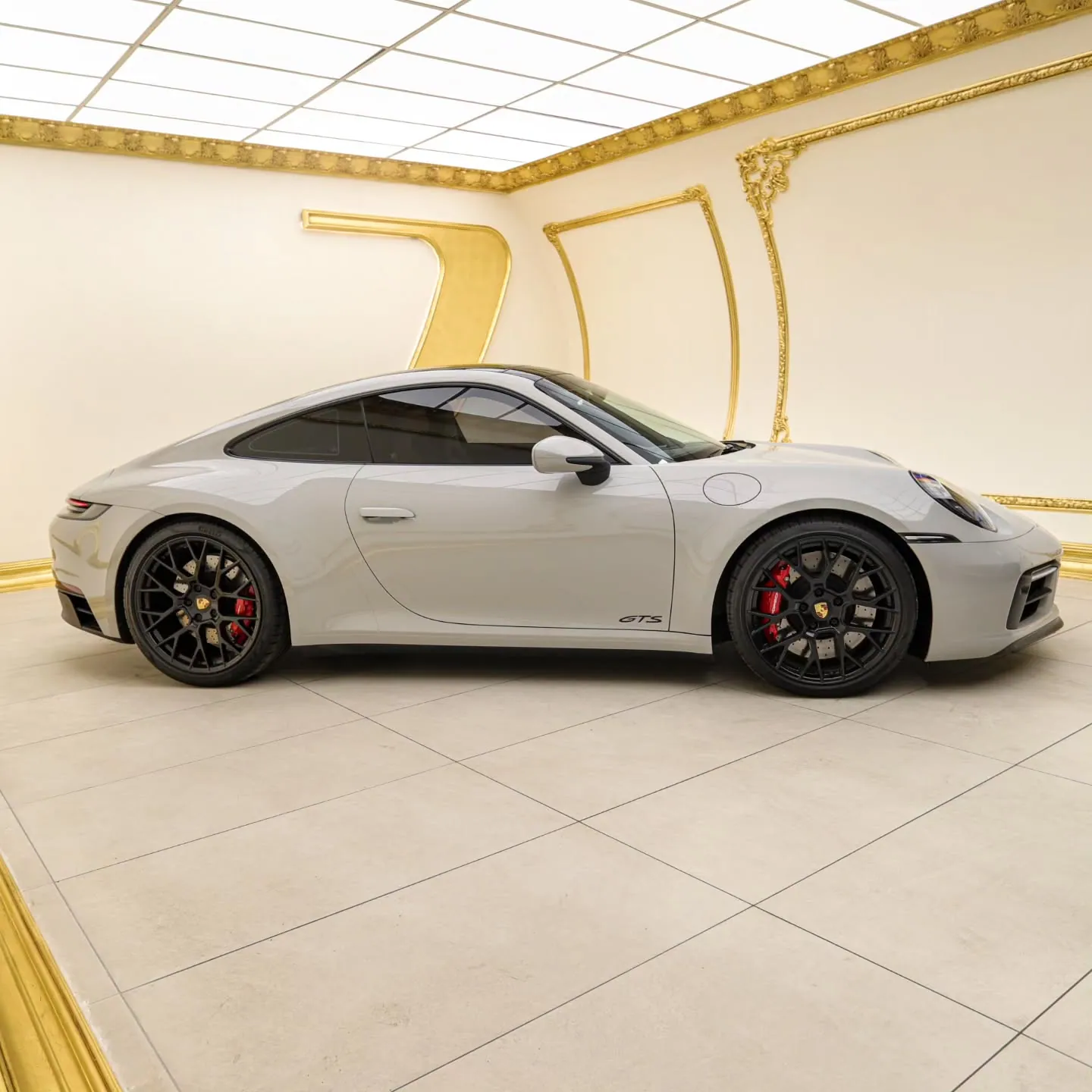 911 Carrera GTS (992) thumbnail 3