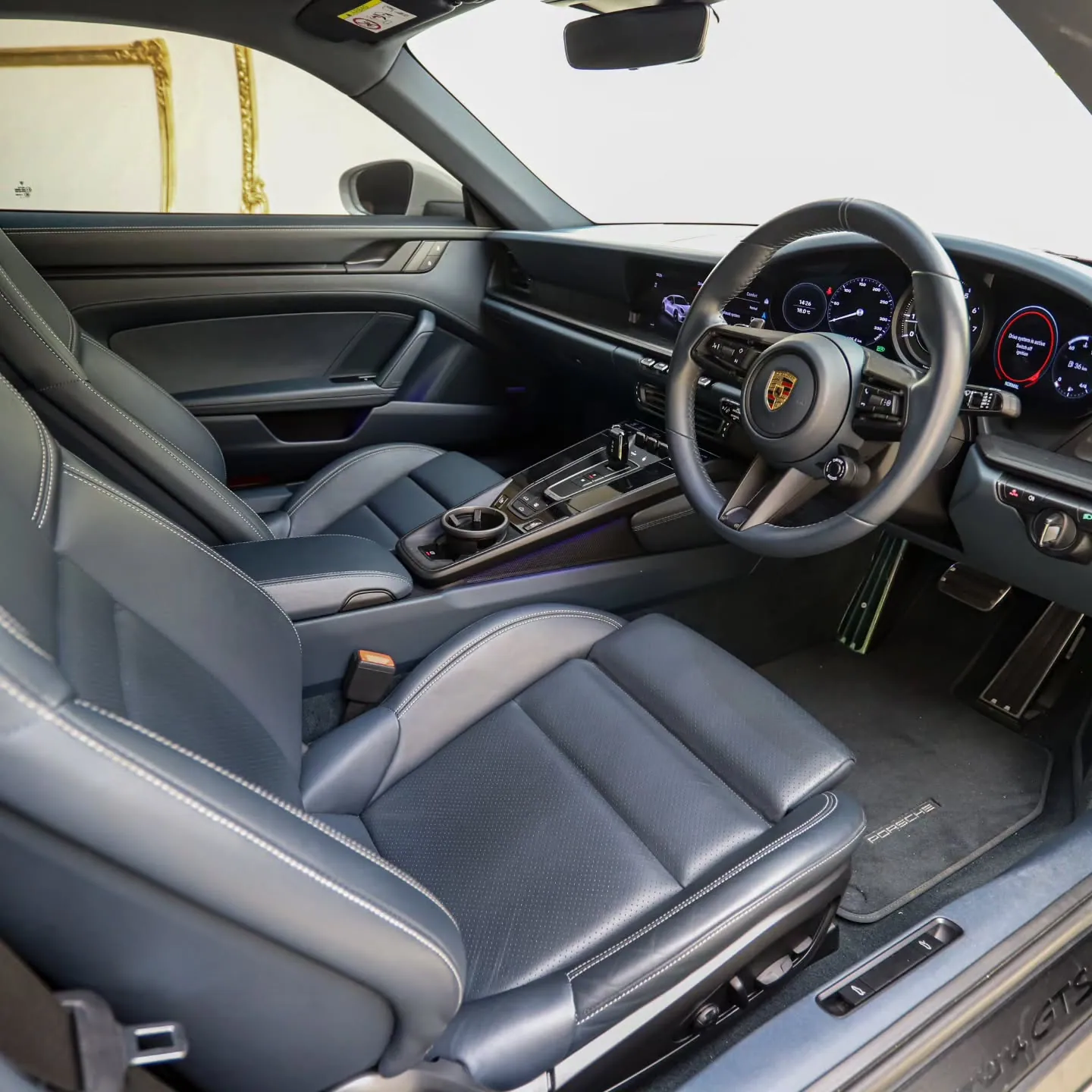 2022 911 Carrera GTS (992)