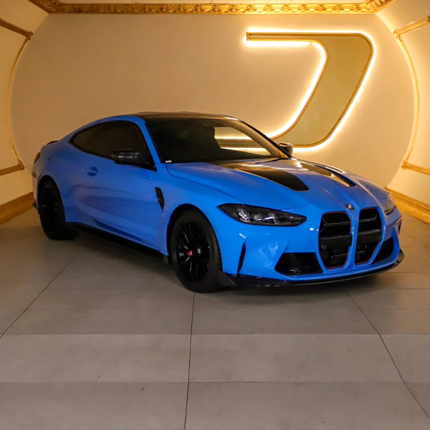 2022 BMW M4 Competition (G82) in the Dadas Motorland studio