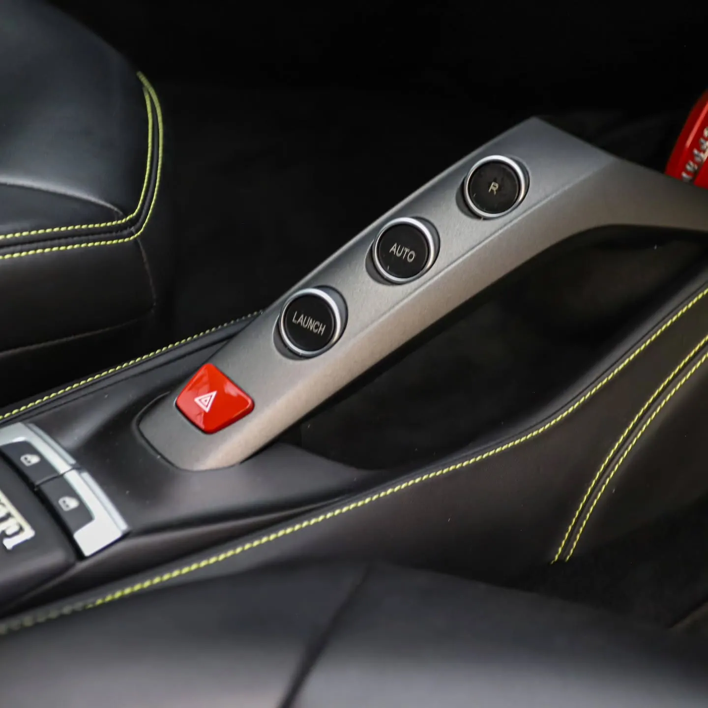 488 GTB thumbnail 11