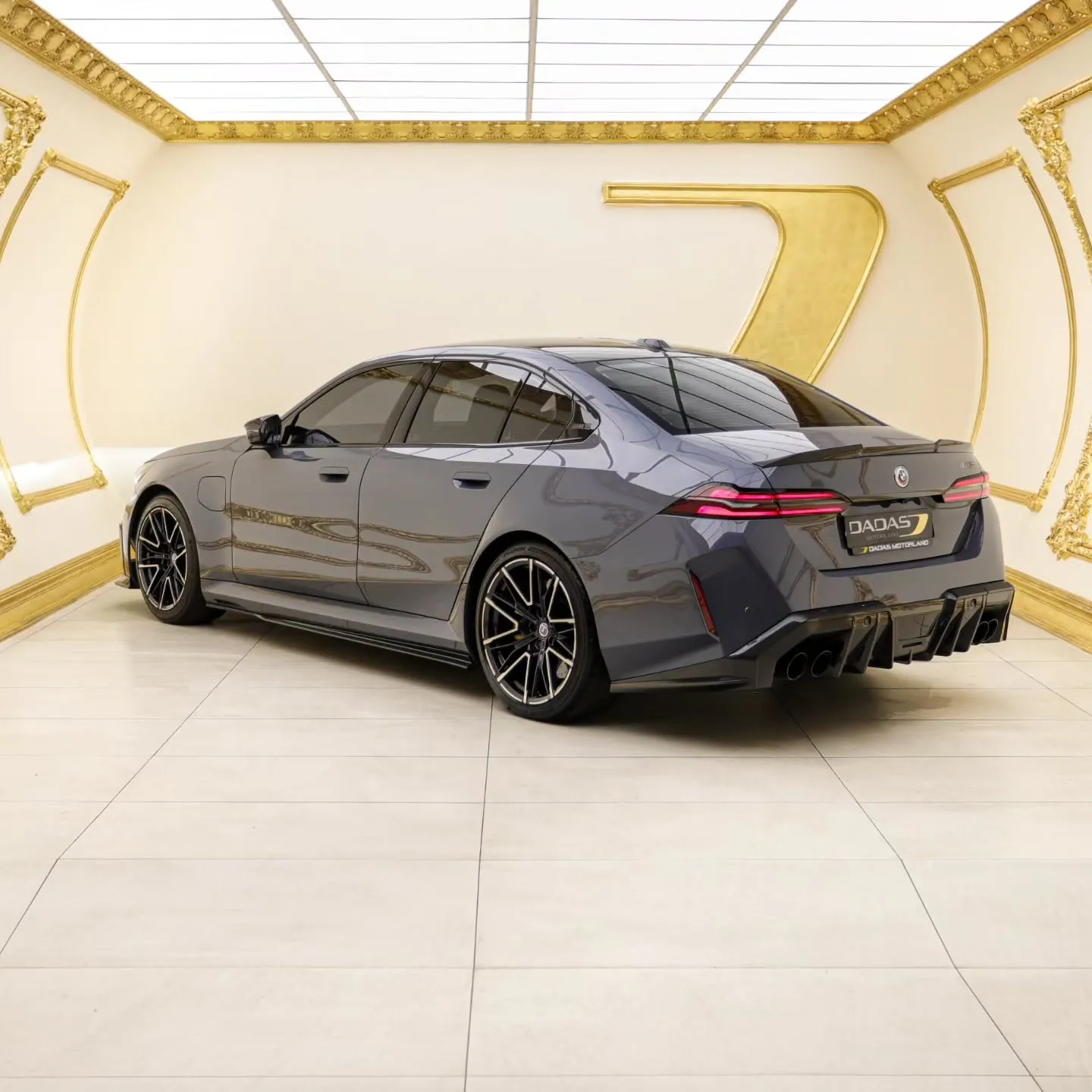 2025 M5 (G90)
