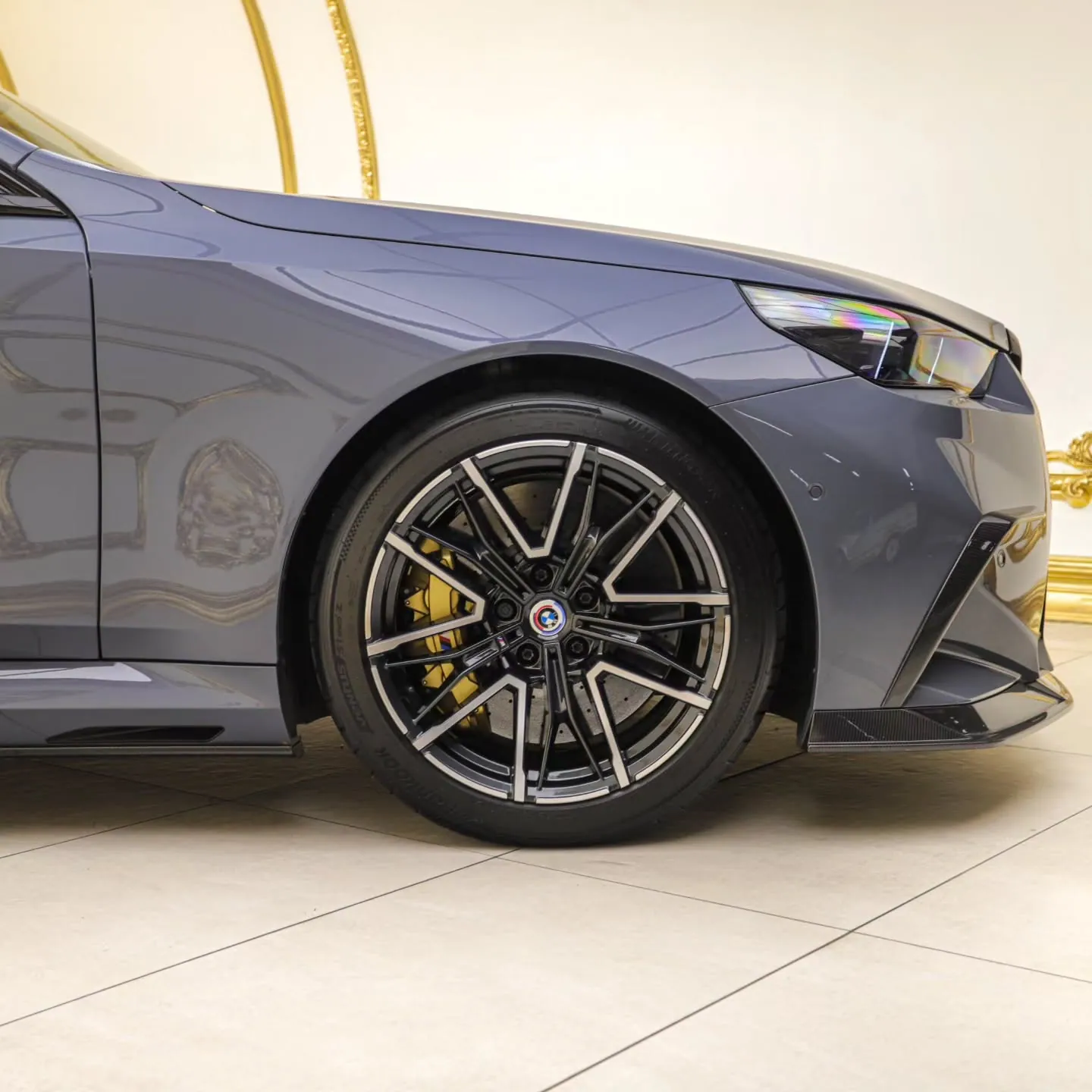 2025 M5 (G90)