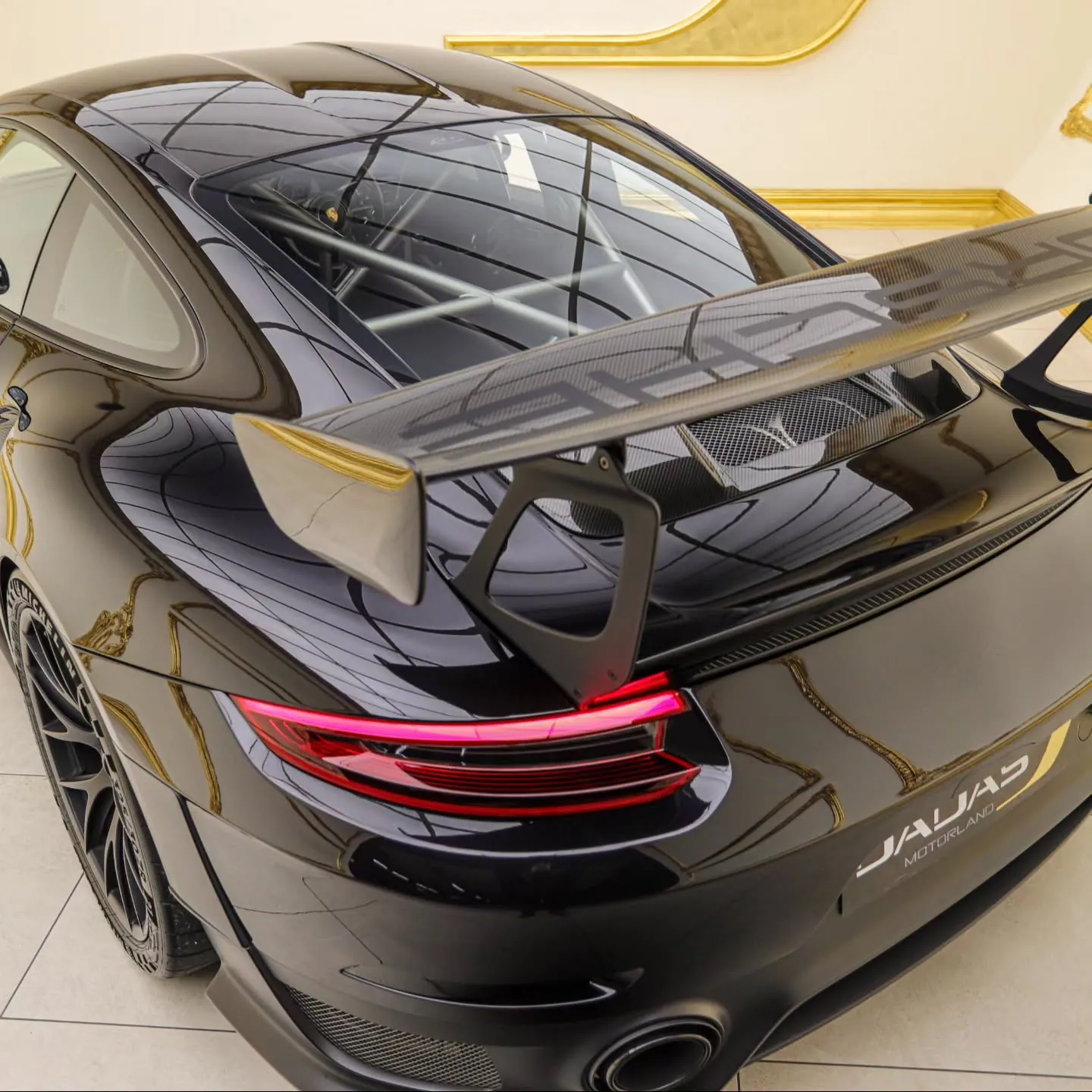 911 GT2 RS Weissach thumbnail 10